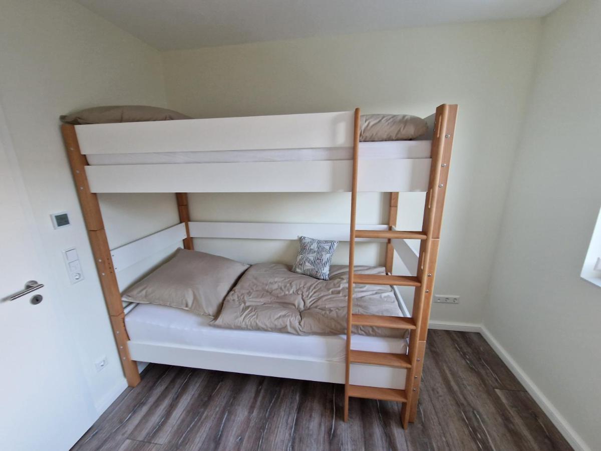 Apartment Nahe Meyer Werft In Ostfriesland Mit Kueche & Netflix Westoverledingen Eksteriør bilde